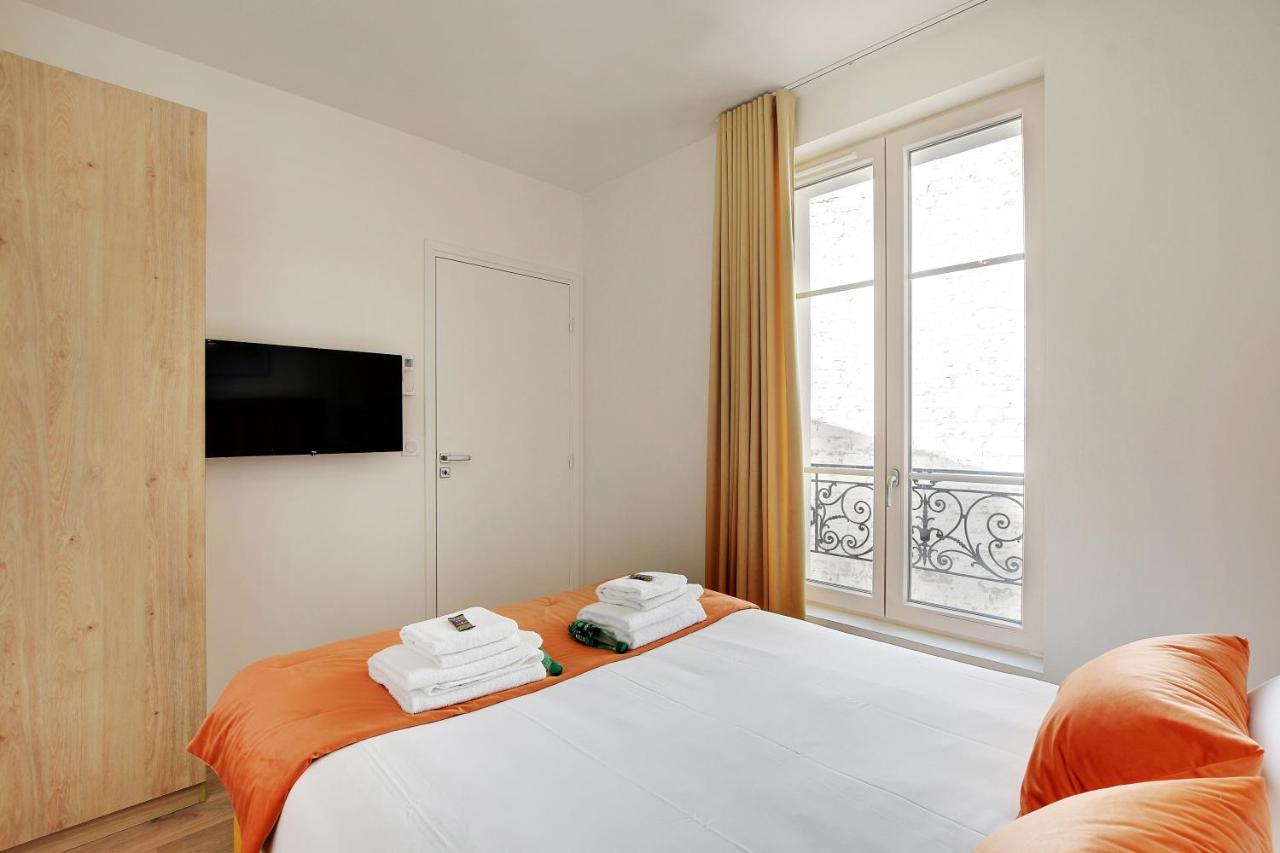Residence Jules Levallois-Perret Esterno foto